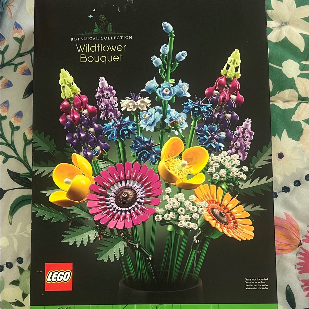 LEGO Bright Multicolor Wildflower Bouquet - Pink Yellow Blue Purple White Green